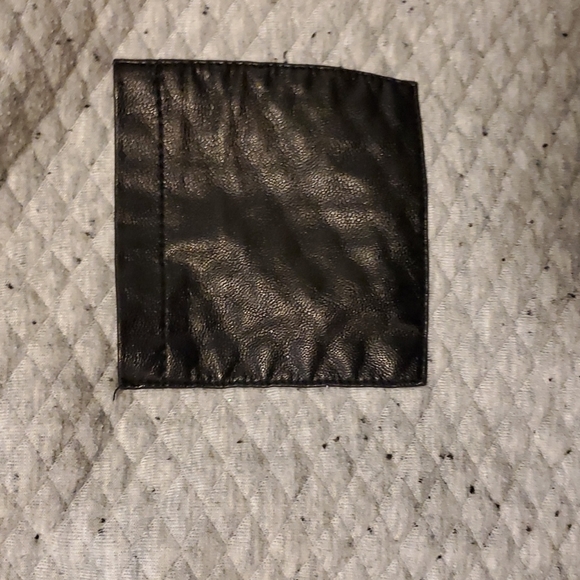 Girls kind is cool skirt - Picture 2 of 3